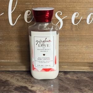 Used Bath & Body Works Gingham Love Body Lotion - Red & White